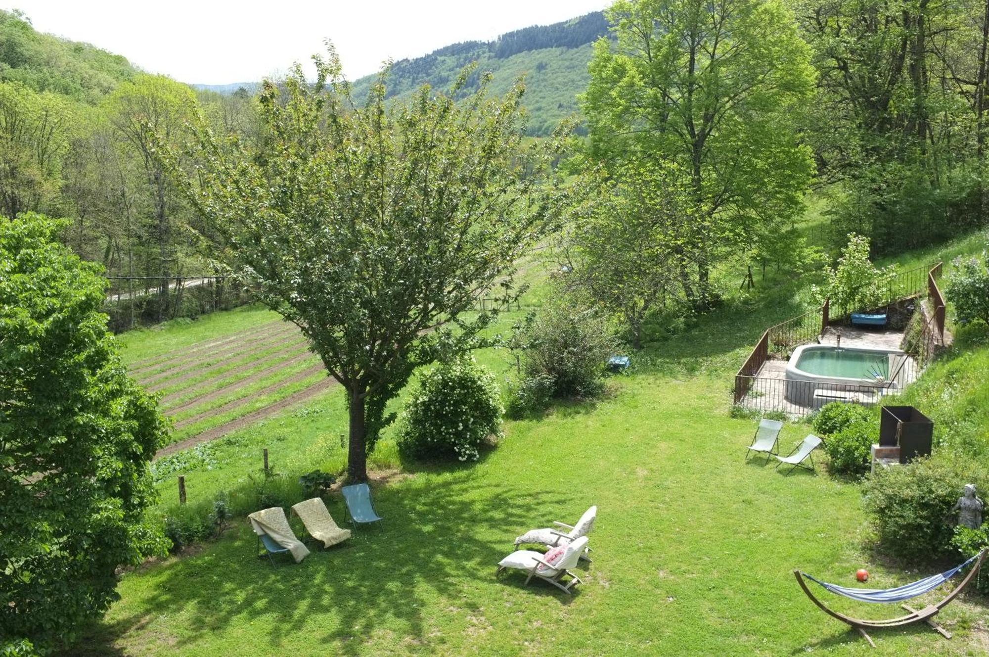 Nabat Le Haut, Chambre Et Table D'Hotes Courniou Экстерьер фото