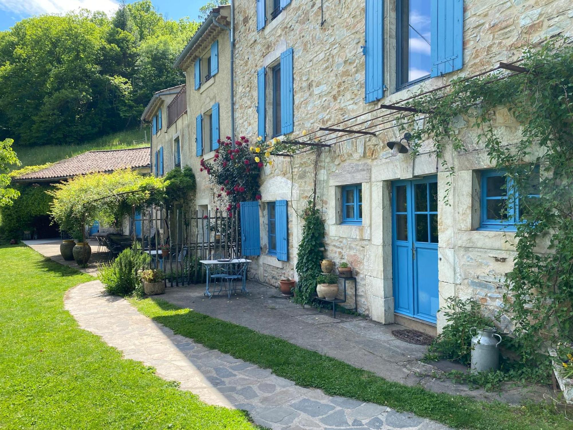Nabat Le Haut, Chambre Et Table D'Hotes Courniou Экстерьер фото