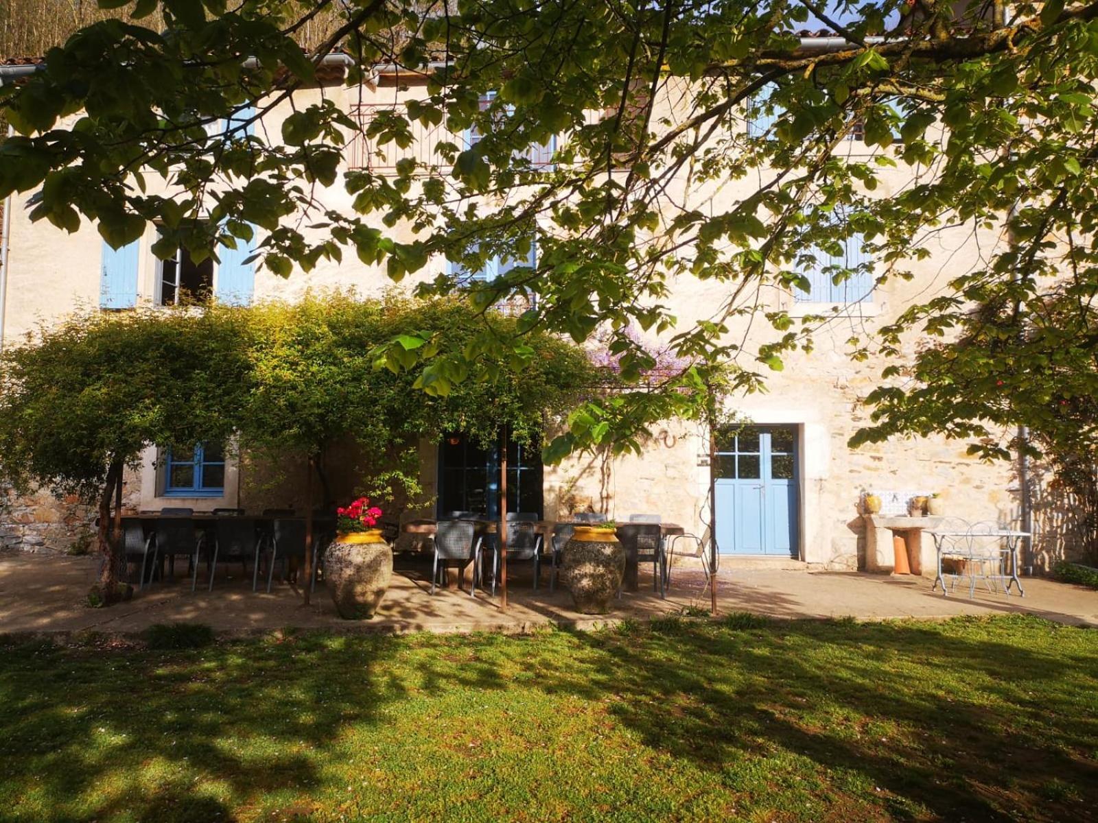 Nabat Le Haut, Chambre Et Table D'Hotes Courniou Экстерьер фото