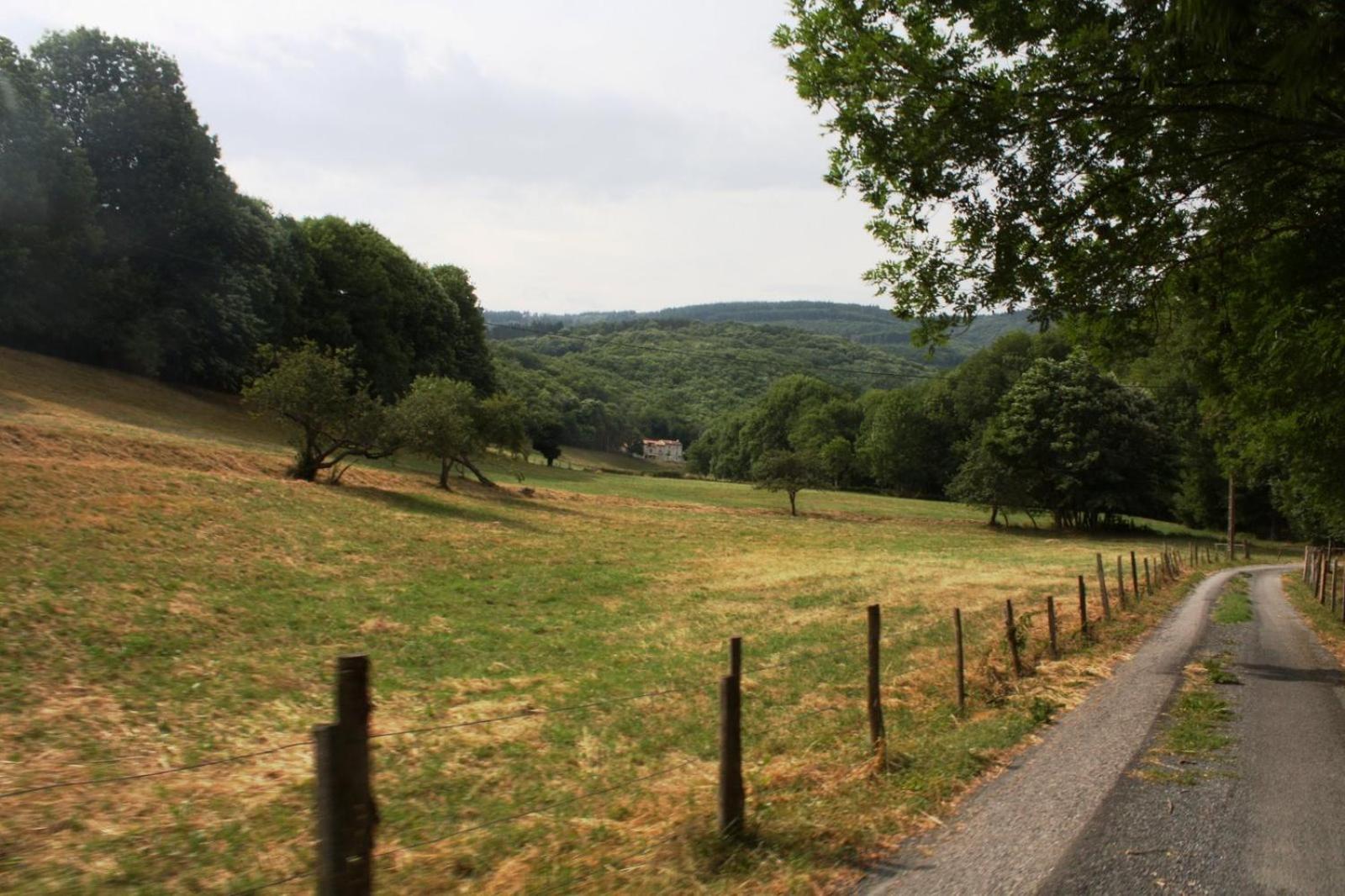 Nabat Le Haut, Chambre Et Table D'Hotes Courniou Экстерьер фото